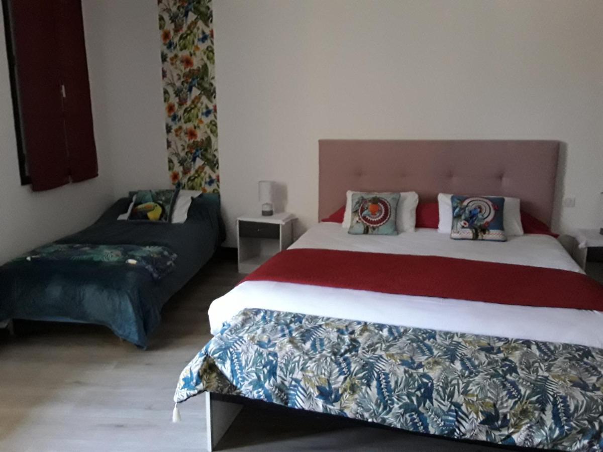 ベルベス Madelon IV Bed & Breakfast エクステリア 写真